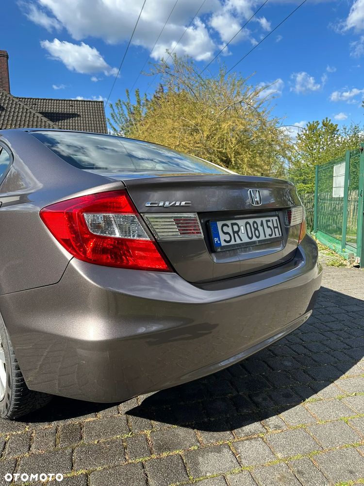 Honda Civic 1.8 Comfort - 9
