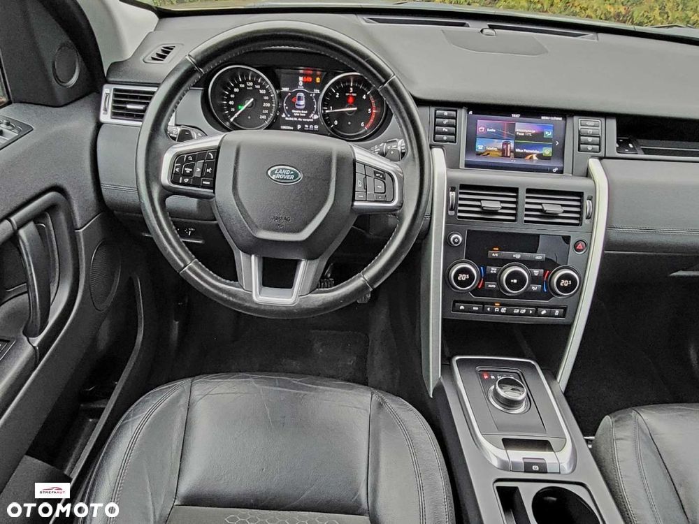 Land Rover Discovery Sport - 23