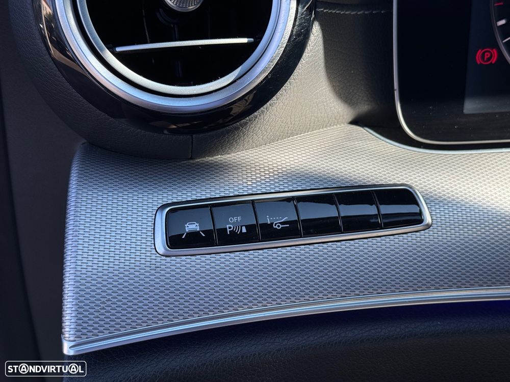 Mercedes-Benz E 350 d AMG Line - 12