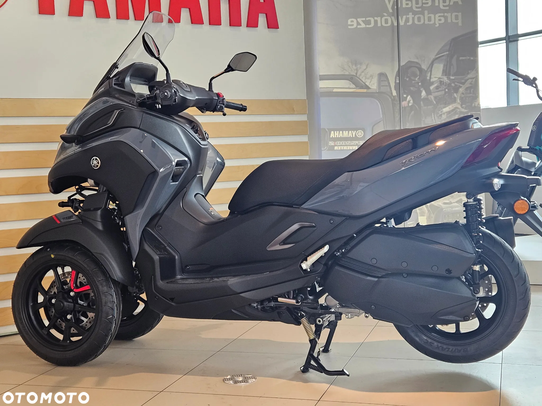 Yamaha Tricity - 6