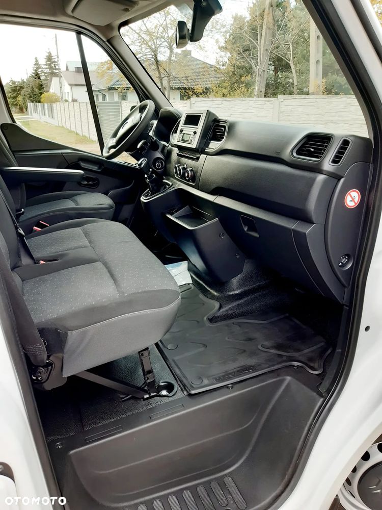 Renault Master - 24