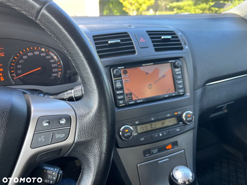 Toyota Avensis 2.0 D-4D Sol - 12