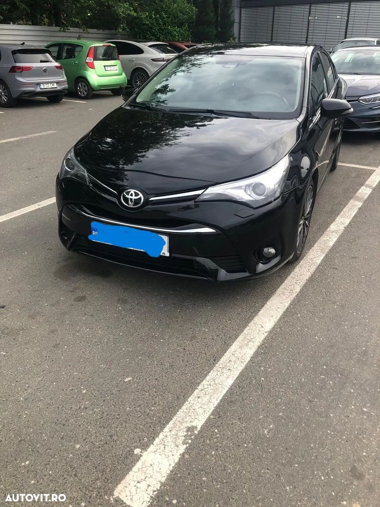Toyota Avensis 2.0 Multidrive S Executive - 1