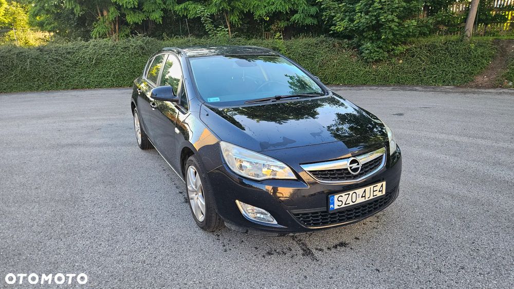 Opel Astra 1.4 Turbo 150 Jahre - 5