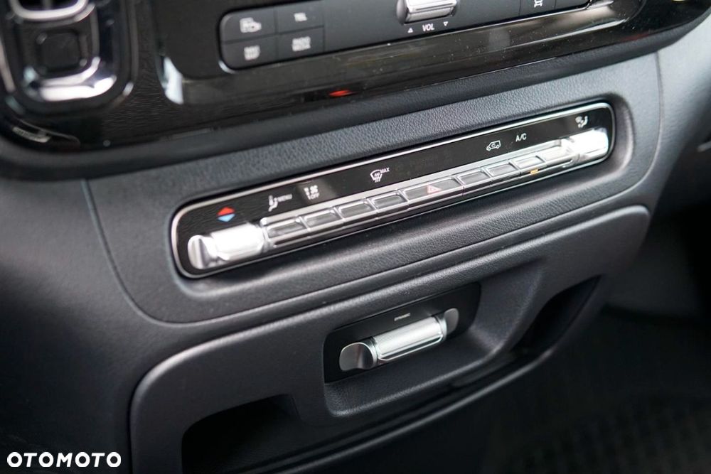 Mercedes-Benz VITO - 16