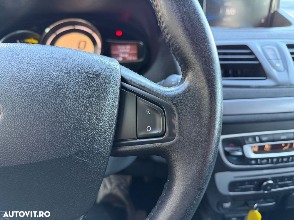 Renault Megane Grandtour ENERGY dCi 110 EXPERIENCE - 16