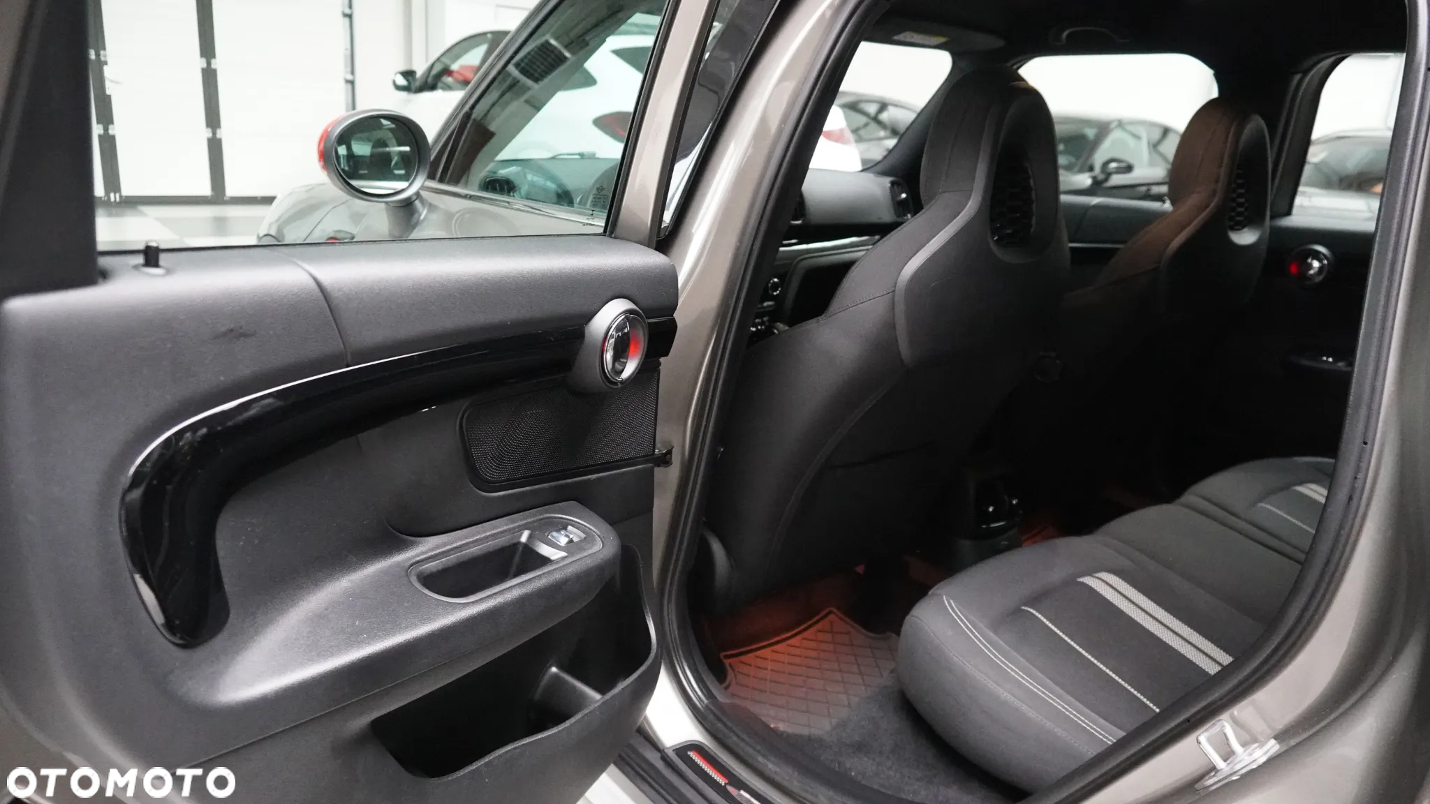 MINI John Cooper Works ALL4 sport - 10