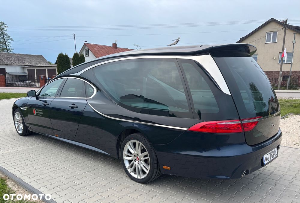 Jaguar XF - 3