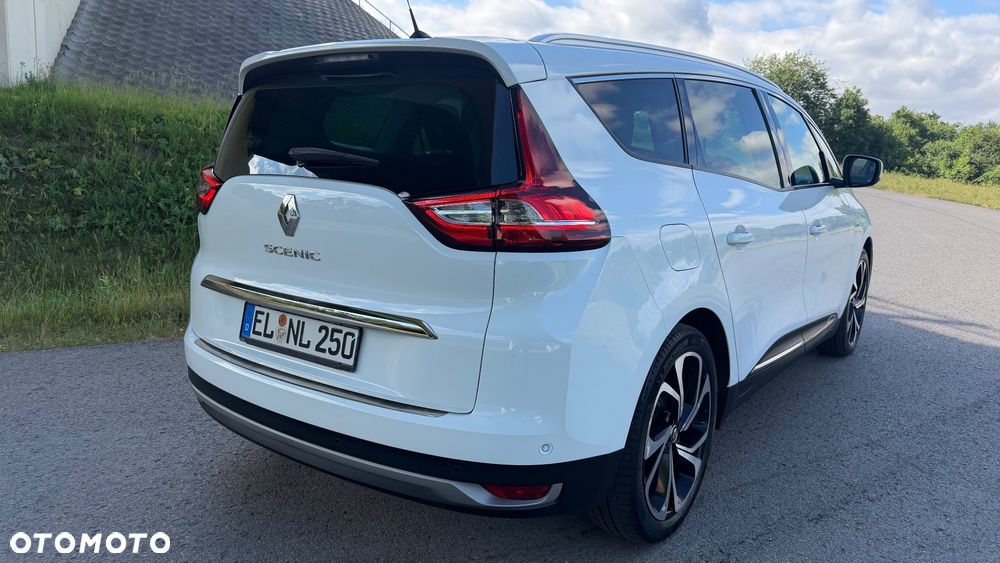 Renault Grand Scenic Gr 1.7 Blue dCi Bose EDC - 12