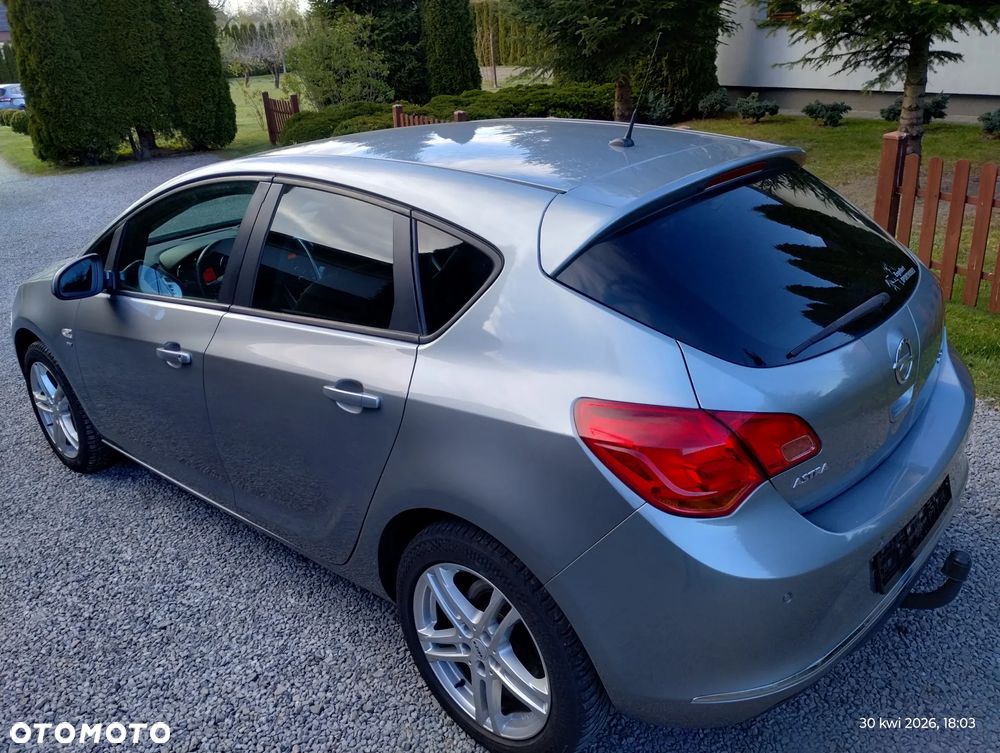 Opel Astra 1.7 CDTI DPF ENERGY - 13