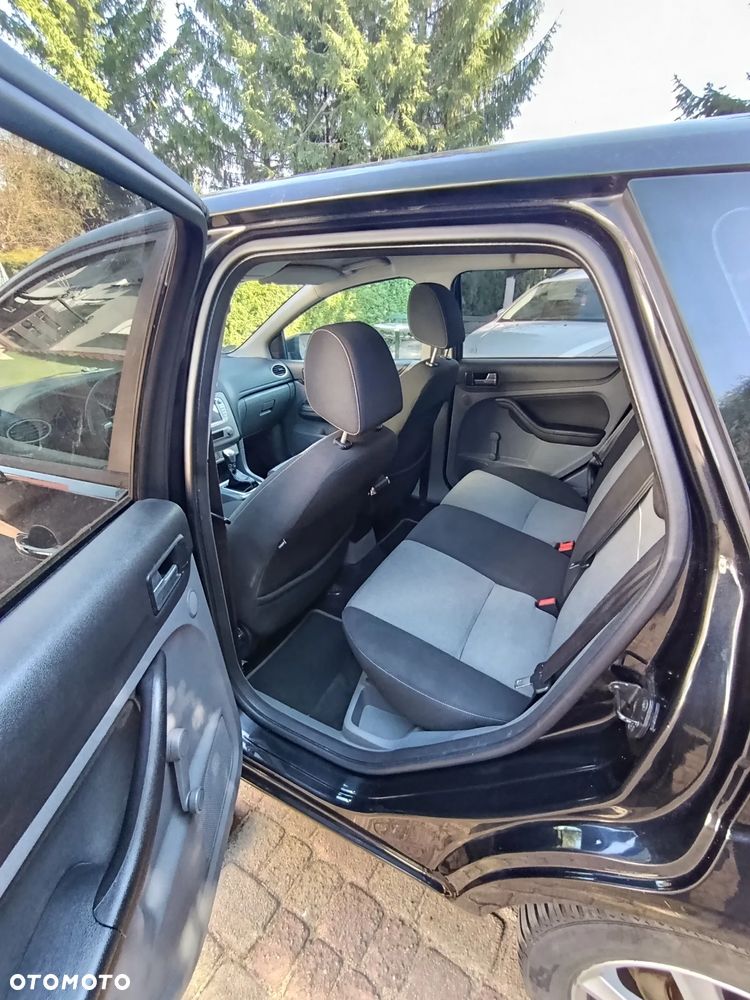 Ford Focus 1.6 TDCi Style - 13