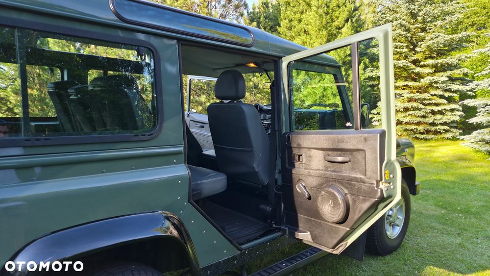Land Rover Defender 2.2 TD4 E - 14