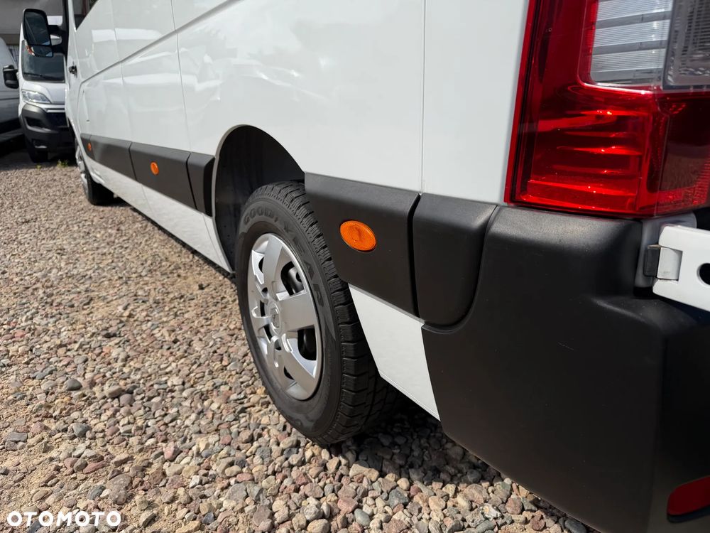 Renault MASTER MAXI L3H2 DOKA 7os. ORYGINAŁ CARPOL VAN MINIBUS Duża Ładowność 1205kg Zabudowa paki+ półki modułowe Bott, Trwały MOCNY SILNIK 2.3dCi 130KM Rozrząd na Łańcuchu! Zabudowa z wnęką na transport el. do 3700mm! Niski udokumentowany przebieg tylko 107tys.km SERWIS ASO RENAULT - 18