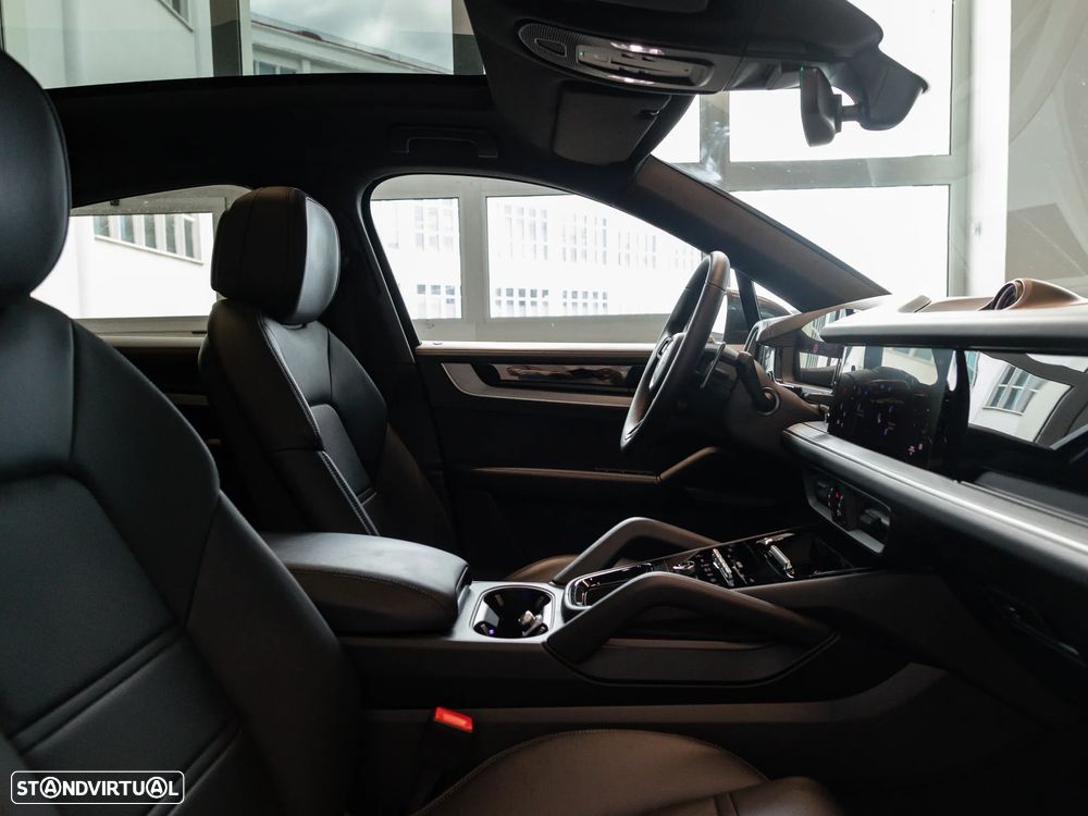 Porsche Cayenne Coupé S E-Hybrid - 28