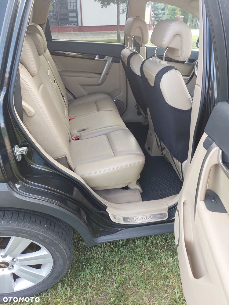 Chevrolet Captiva 2.0 d LT medium - 13