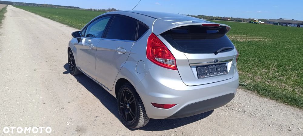 Ford Fiesta - 4