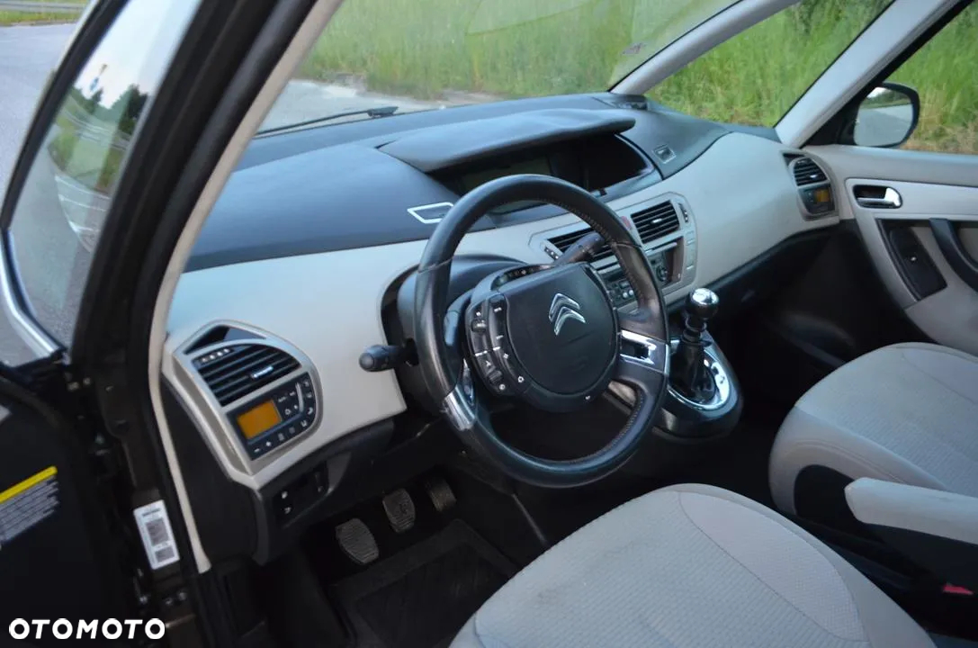 Citroën C4 Grand Picasso 1.6 HDi Impress - 18