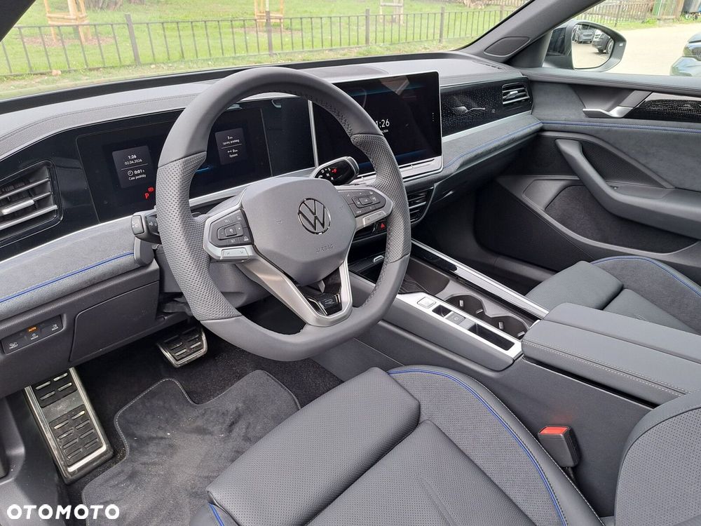 Volkswagen Passat - 9