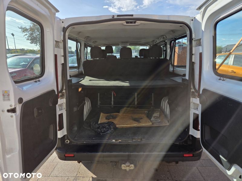 Renault Trafic Grand 1.6 dCi - 30