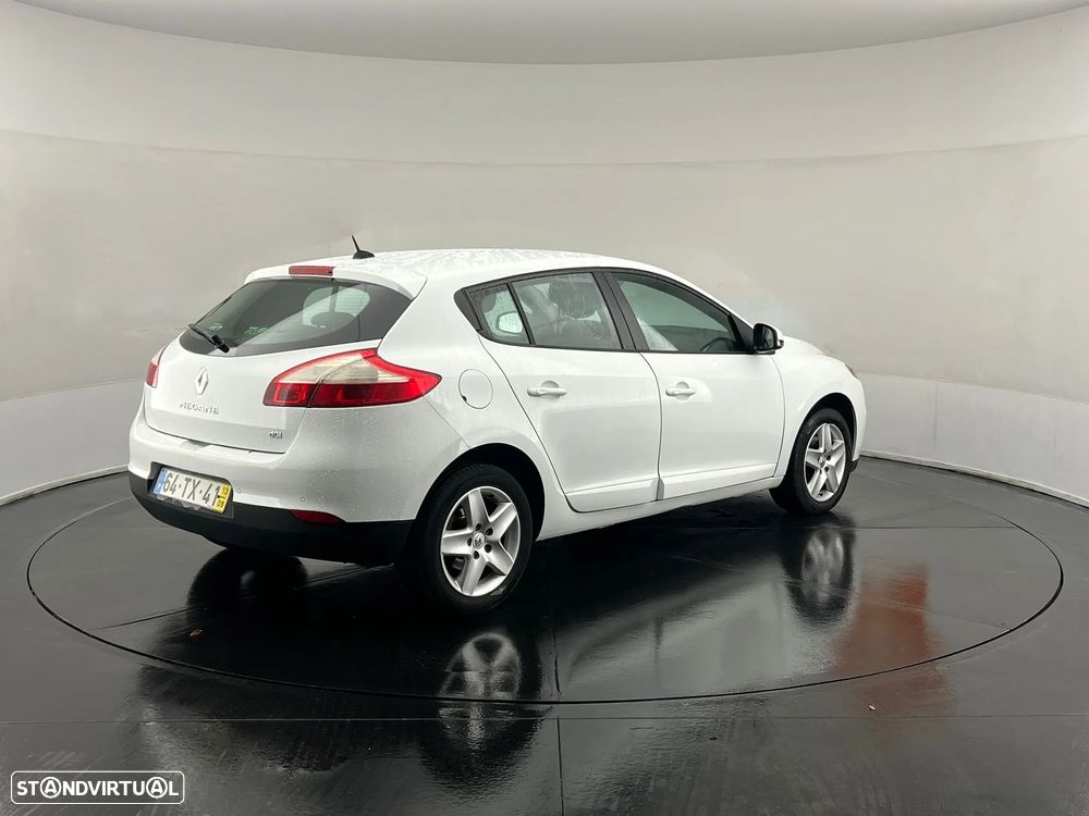 Renault Mégane 1.5 dCi Dynamique - 3