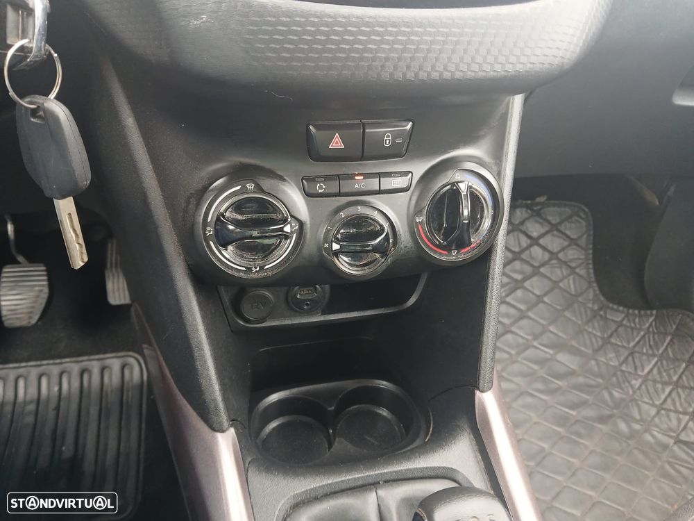 Peugeot 2008 PureTech 82 Style - 19