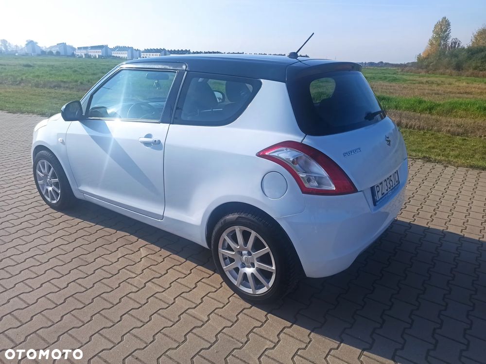 Suzuki Swift - 4