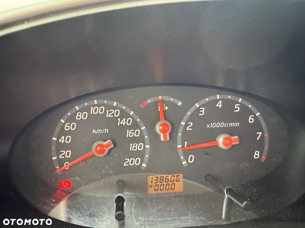 Nissan Micra 1.2 tekna - 4