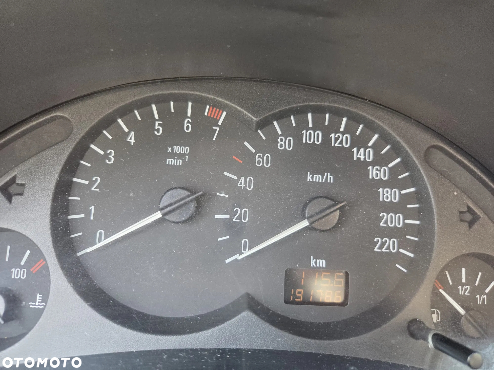 Opel Corsa - 7