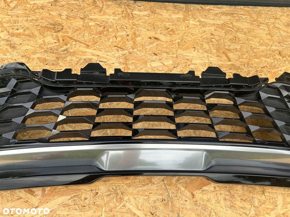 KIA SPORTAGE V GRILL ATRAPA 86351-R2020 - 4