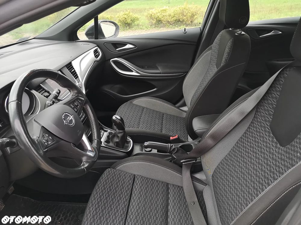Opel Astra 1.2 T Elegance S&S - 8