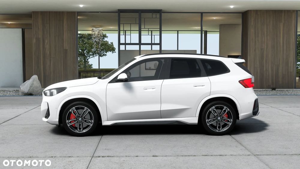 BMW X1 xDrive20d M Sportpaket - 4
