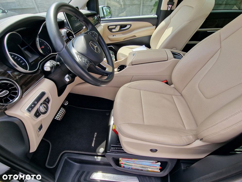 Mercedes-Benz Klasa V 300 d 4-Matic Exclusive 9G-Tronic (d³ugi) - 11