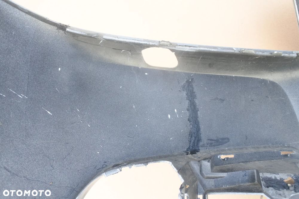 Volvo V70 III Zderzak - 6