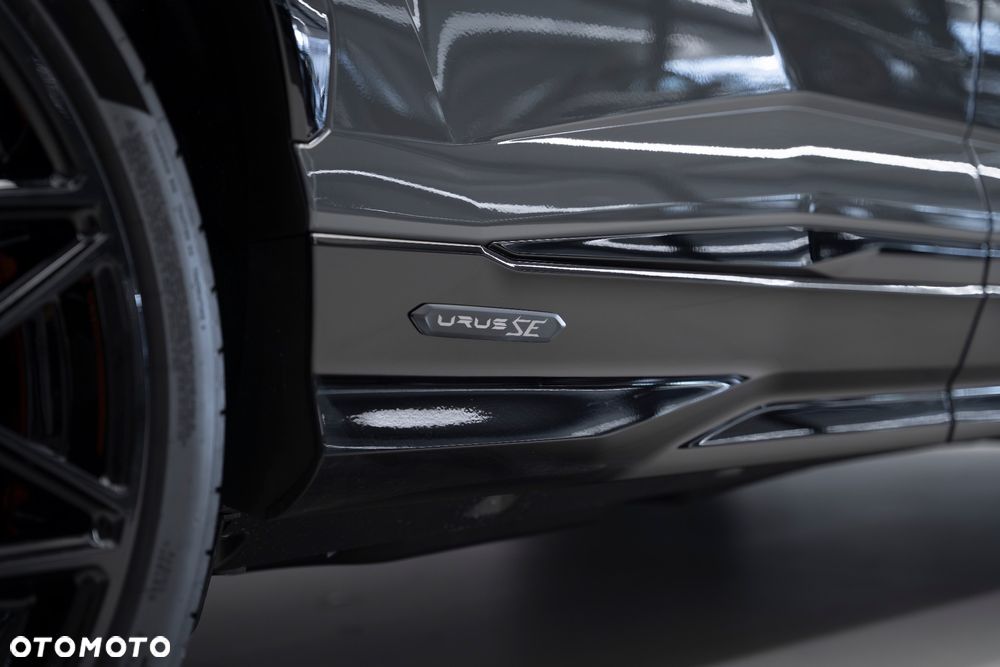 Lamborghini Urus - 10
