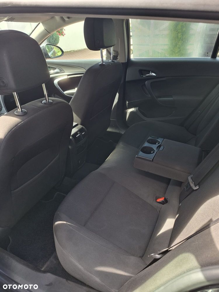 Opel Insignia 2.0 CDTI - 10