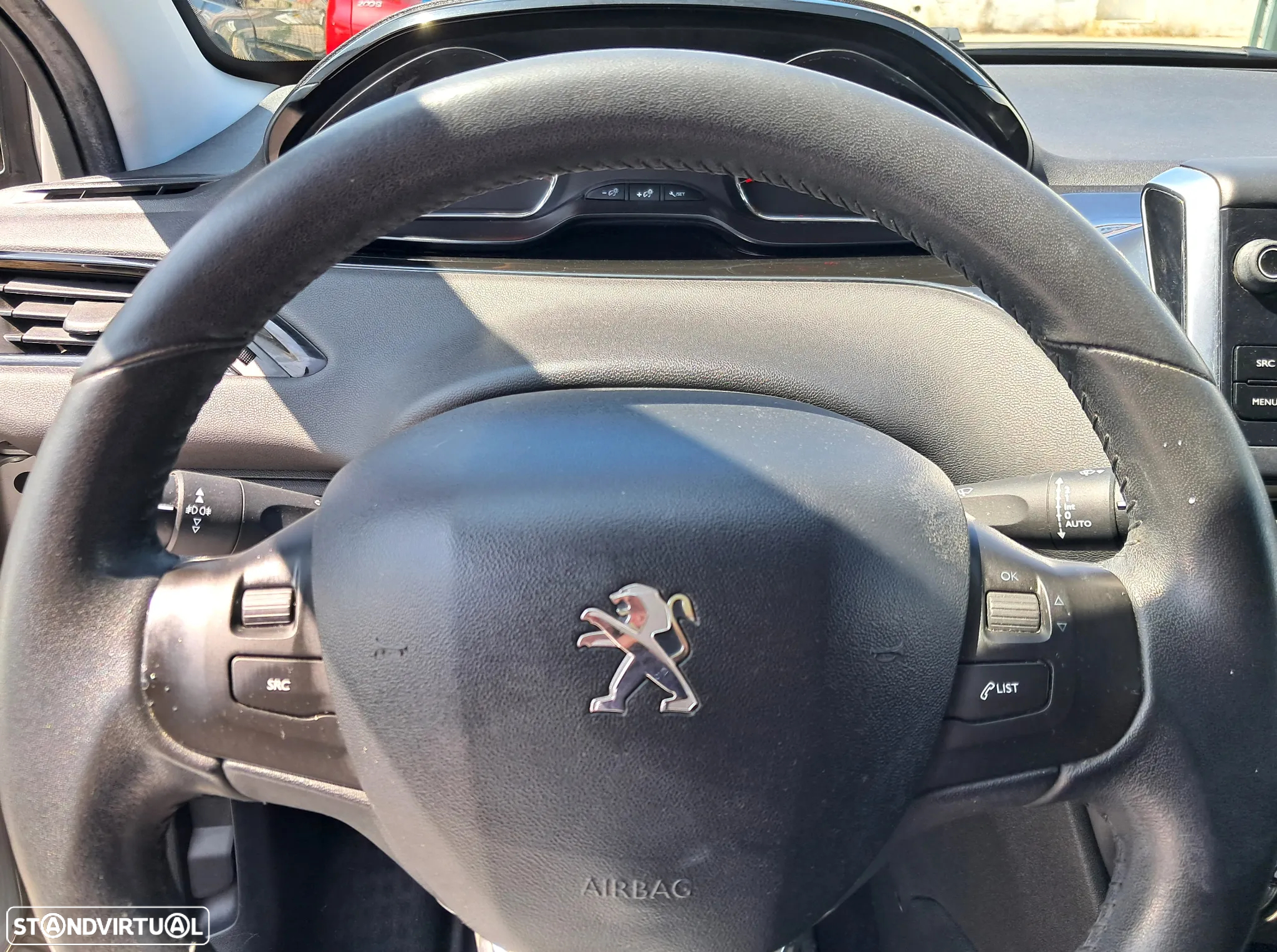 Peugeot 208 1.4 HDi Active - 6