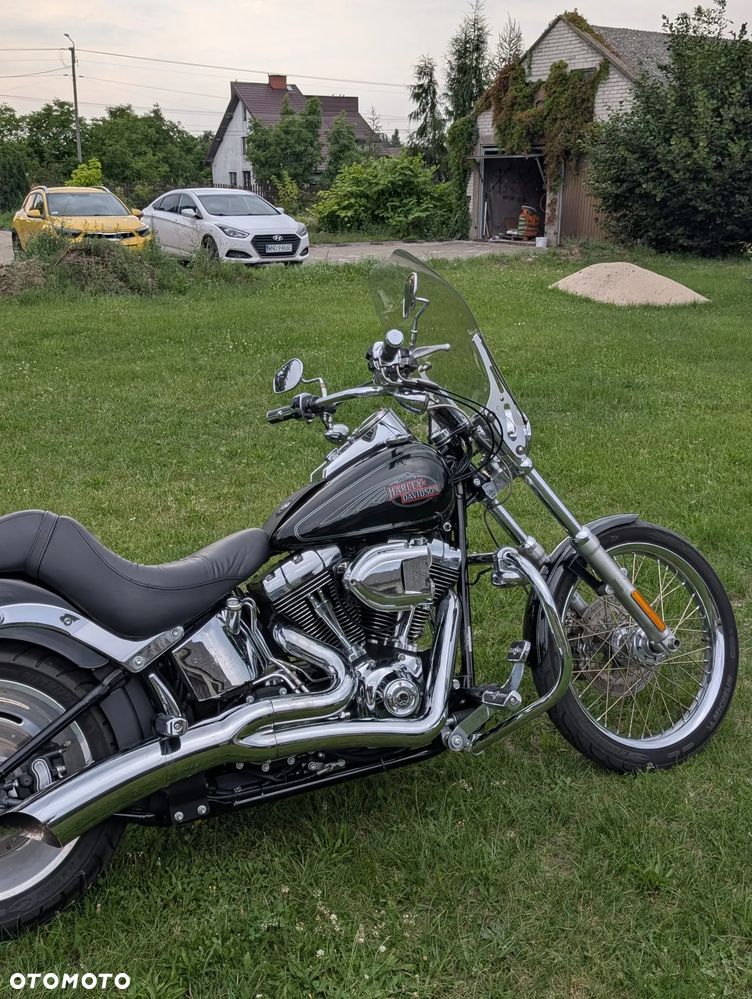 Harley-Davidson Softail Custom - 4