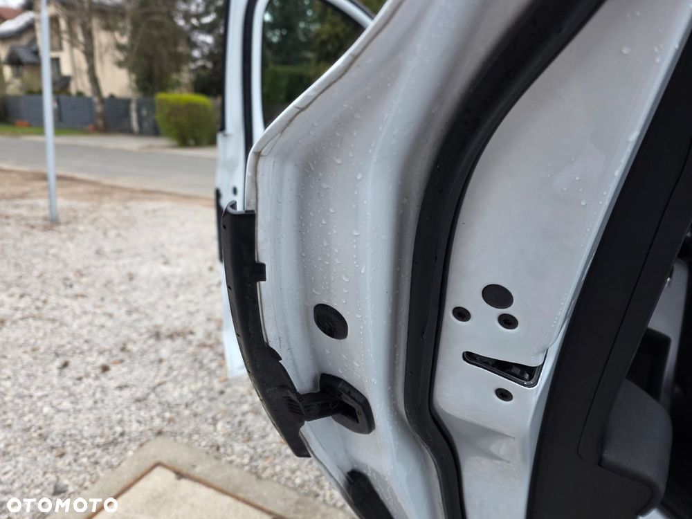 Ford Focus 1.5 EcoBlue STart-Stopp-System TITANIUM X - 22