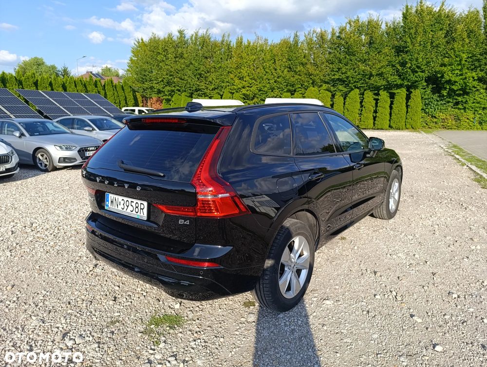 Volvo XC 60 B4 D Momentum Pro - 8