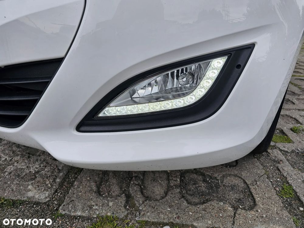 Hyundai i30 1.4 Intro Edition - 33