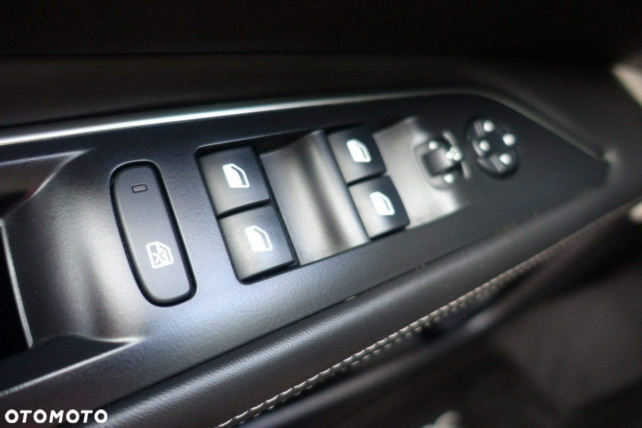 Peugeot 3008 - 23