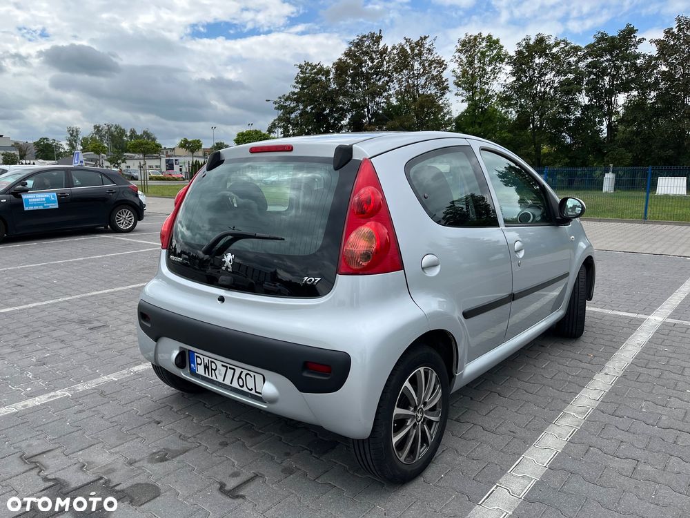 Peugeot 107 1.0 Urban Move Euro5 - 2