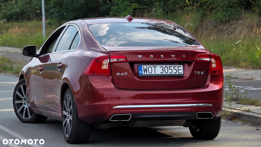 Volvo S60 T5 Geartronic Summum - 8