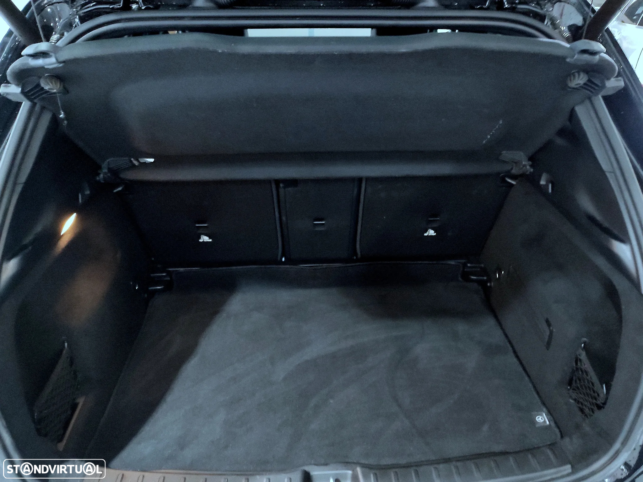 Mercedes-Benz GLA 180 - 8