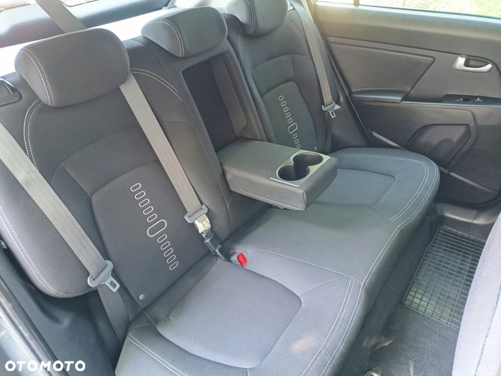 Kia Sportage 1.7 CRDI Business Line L 2WD - 12