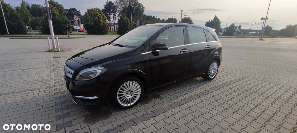 Mercedes-Benz Klasa B 200 7G-DCT - 1