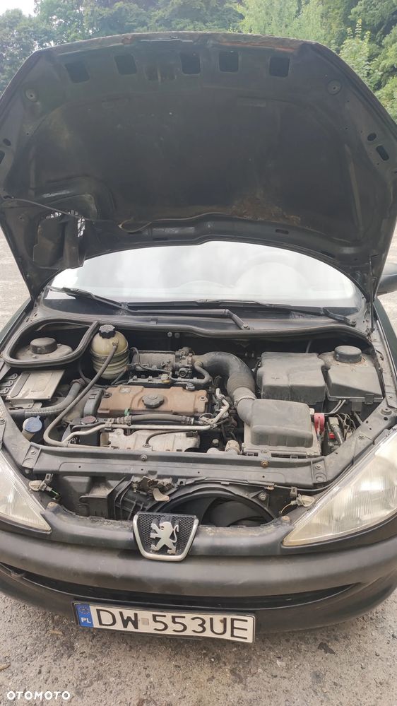 Peugeot 206 - 16