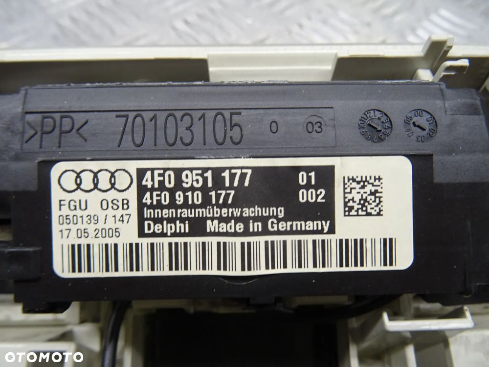 AUDI A6 C6 KOMBI 04-07 4.2 V8 LAMPKA OŚWIETLENIE KABINY 4F0951177 - 5