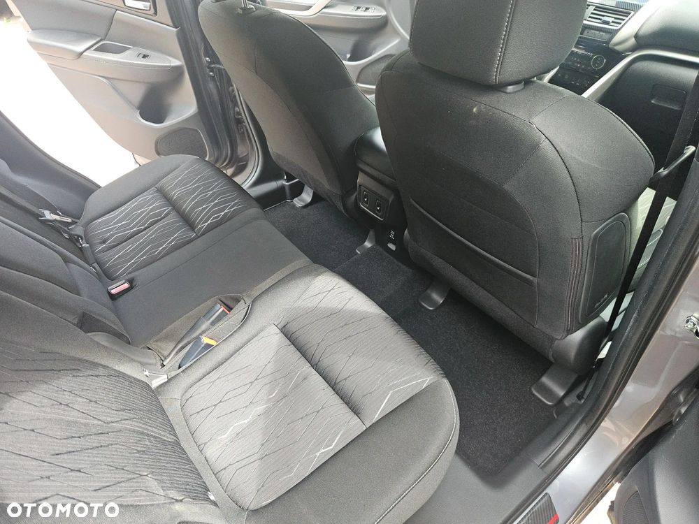Mitsubishi Eclipse Cross 1.5 T-MIVEC (ClearTec) CVT 4WD Active+ - 9