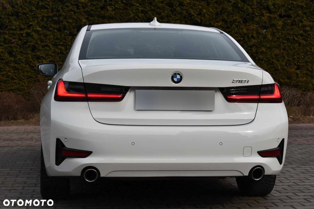 BMW Seria 3 318i Advantage - 6